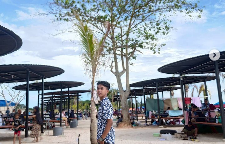 Jam Operasional dan Harga Tiket Pantai Melur Jam Operasional dan Harga Tiket Pantai Melur
